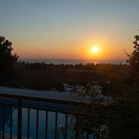 Adonis Villa Coral Bay Extérieur photo