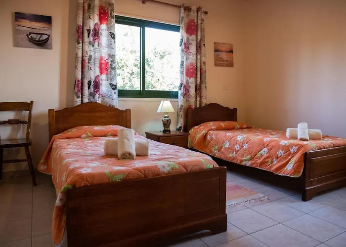 Adonis Villa